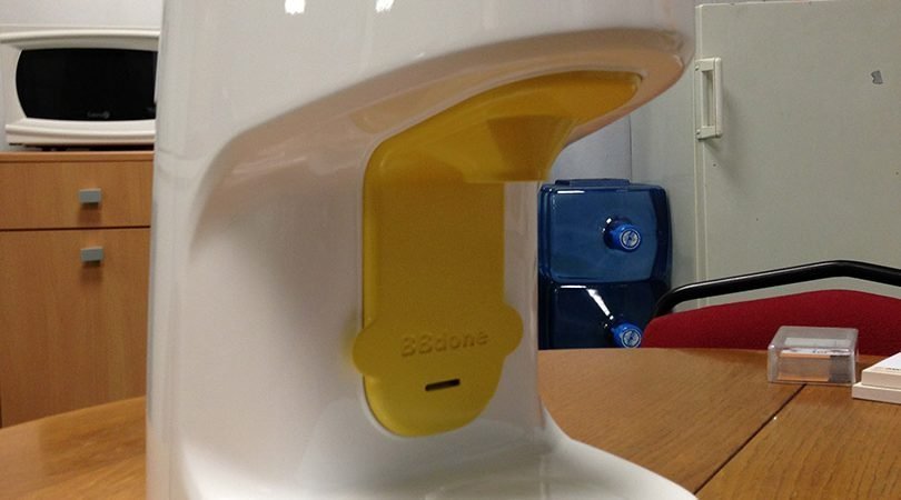 máquina para preparar biberones